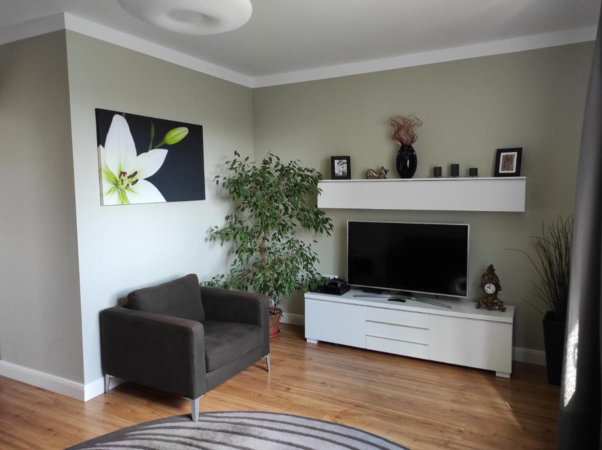 Domo Apartment Středokluky Dış mekan fotoğraf